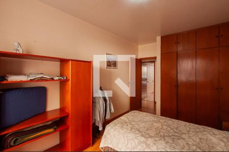 Apartamento à venda com 205m², 3 quartos e 1 vagaQuarto 2