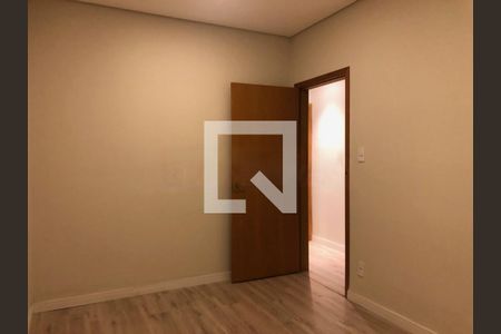 Casa à venda com 120m², 3 quartos e 1 vaga