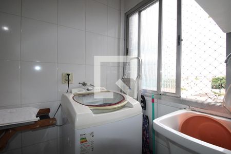 Apartamento à venda com 58m², 2 quartos e 1 vagaCozinha e Área de Serviço