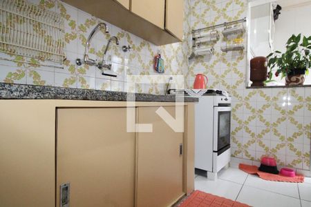 Apartamento à venda com 58m², 2 quartos e 1 vagaCozinha e Área de Serviço