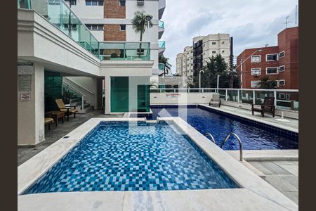 Apartamento para alugar com 125m², 3 quartos e 2 vagas Apartamento para alugar com 125m², 3 quartos e 2 vagasÁrea comum - Piscina