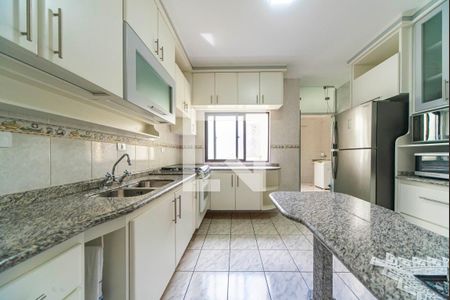 Apartamento à venda com 104m², 3 quartos e 2 vagas Apartamento à venda com 104m², 3 quartos e 2 vagasCozinha