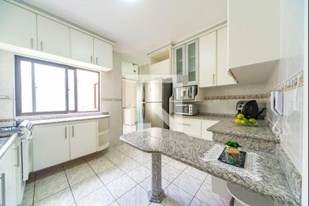 Apartamento à venda com 104m², 3 quartos e 2 vagas Apartamento à venda com 104m², 3 quartos e 2 vagasCozinha