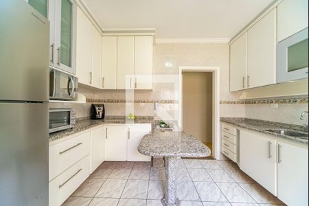 Apartamento à venda com 104m², 3 quartos e 2 vagas Apartamento à venda com 104m², 3 quartos e 2 vagasCozinha