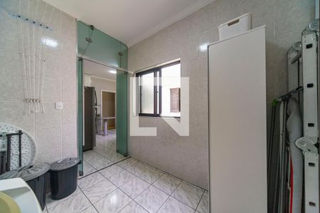 Apartamento à venda com 104m², 3 quartos e 2 vagas Apartamento à venda com 104m², 3 quartos e 2 vagasÁrea de Serviço