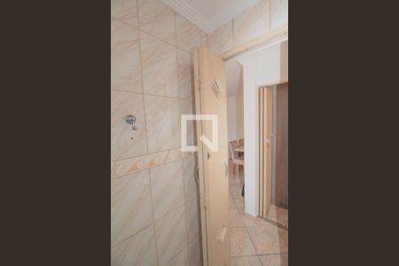 Apartamento à venda com 60m², 2 quartos e 1 vaga Apartamento à venda com 60m², 2 quartos e 1 vagaBanheiro