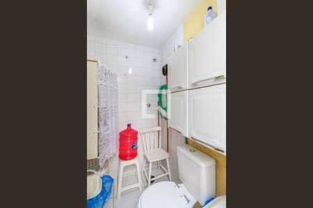 Casa à venda com 120m², 2 quartos e sem vaga Casa à venda com 120m², 2 quartos e sem vagaBanheiro de serviço