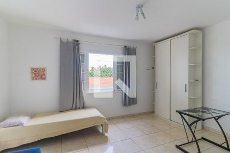 Casa à venda com 120m², 2 quartos e sem vaga Casa à venda com 120m², 2 quartos e sem vagaQuarto 1
