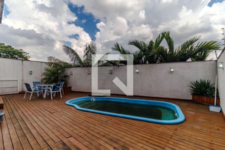 Casa à venda com 325m², 3 quartos e 4 vagas Casa à venda com 325m², 3 quartos e 4 vagasÁrea externa