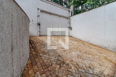 Casa à venda com 325m², 3 quartos e 4 vagas Casa à venda com 325m², 3 quartos e 4 vagasGaragem