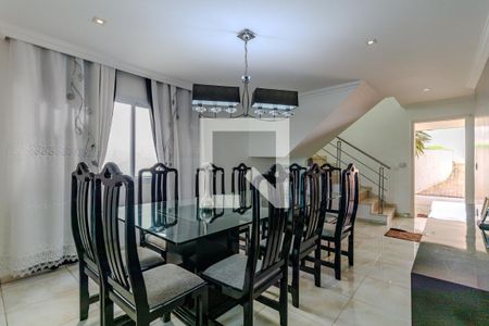 Casa à venda com 325m², 3 quartos e 4 vagas Casa à venda com 325m², 3 quartos e 4 vagasCopa