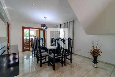 Casa à venda com 325m², 3 quartos e 4 vagas Casa à venda com 325m², 3 quartos e 4 vagasCopa