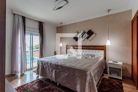 Casa à venda com 325m², 3 quartos e 4 vagas Casa à venda com 325m², 3 quartos e 4 vagasSuíte 2