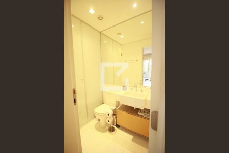 Apartamento à venda com 176m², 3 quartos e 3 vagasBanheiro 3)