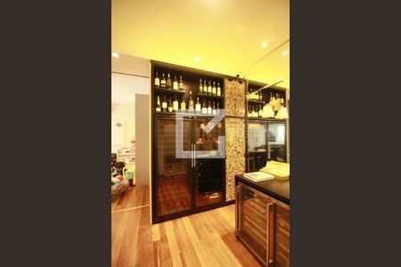 Apartamento à venda com 176m², 3 quartos e 3 vagasAdega