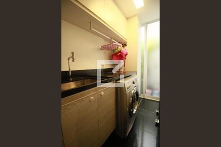 Apartamento à venda com 176m², 3 quartos e 3 vagasLavanderia