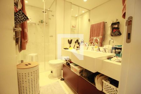 Apartamento à venda com 176m², 3 quartos e 3 vagasBanheiro 2