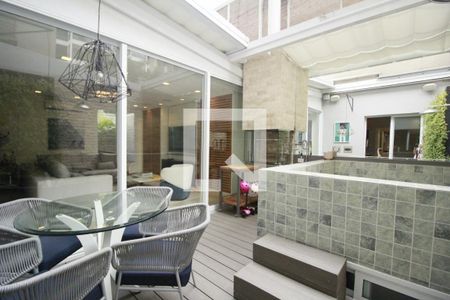 Apartamento à venda com 176m², 3 quartos e 3 vagasArea de Lazer e Gourmet