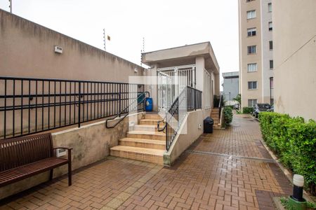 Apartamento à venda com 41m², 2 quartos e sem vaga Apartamento à venda com 41m², 2 quartos e sem vagaFachada e portaria