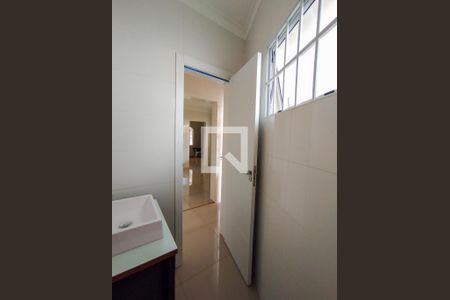 Casa à venda com 149m², 2 quartos e 3 vagasLavabo