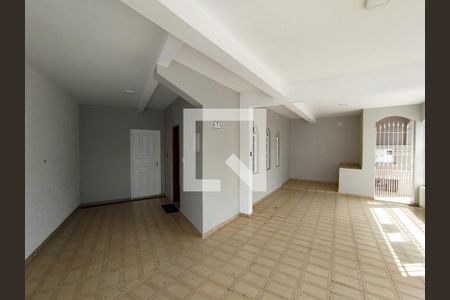 Casa à venda com 149m², 2 quartos e 3 vagasGaragem