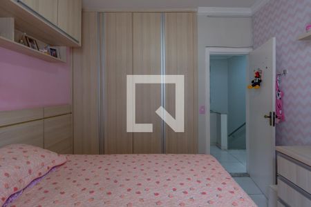 Casa à venda com 158m², 5 quartos e 3 vagas Casa à venda com 158m², 5 quartos e 3 vagasQuarto 4