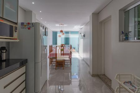 Casa à venda com 158m², 5 quartos e 3 vagas Casa à venda com 158m², 5 quartos e 3 vagasCozinha 2