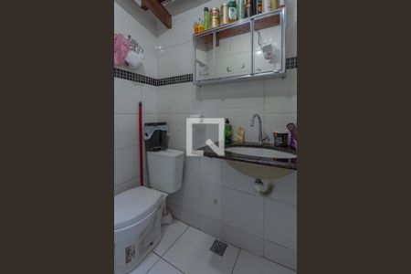 Casa à venda com 158m², 5 quartos e 3 vagas Casa à venda com 158m², 5 quartos e 3 vagasBanheiro Área Gourmet