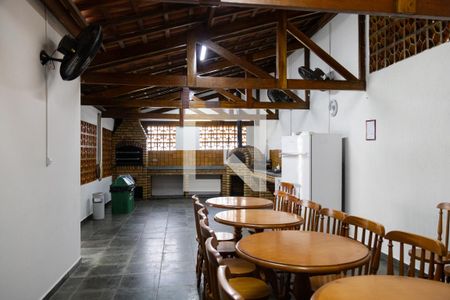 Apartamento à venda com 50m², 2 quartos e 1 vaga Apartamento à venda com 50m², 2 quartos e 1 vagaÁrea comum - Churrasqueira