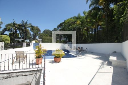 Casa para alugar com 500m², 4 quartos e 4 vagasÁrea comum - Piscina