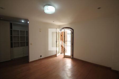 Casa para alugar com 500m², 4 quartos e 4 vagasQuarto 2 - Suíte