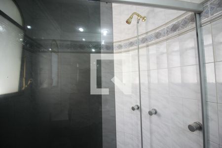 Casa para alugar com 500m², 4 quartos e 4 vagasBanheiro