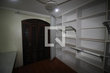 Casa para alugar com 500m², 4 quartos e 4 vagasQuarto 4