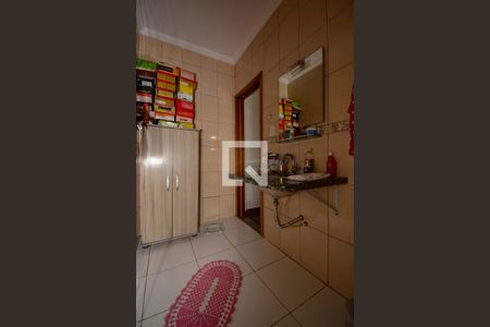 Casa à venda com 234m², 5 quartos e 2 vagasBanheiro da Suíte 2