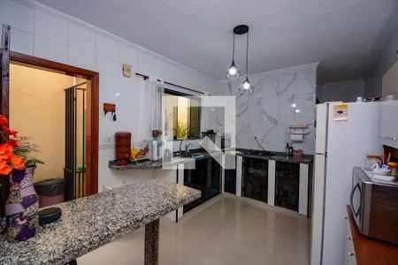 Casa à venda com 234m², 5 quartos e 2 vagasCozinha