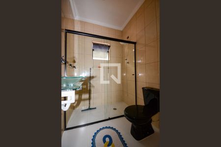 Casa à venda com 234m², 5 quartos e 2 vagasBanheiro da Suíte 1