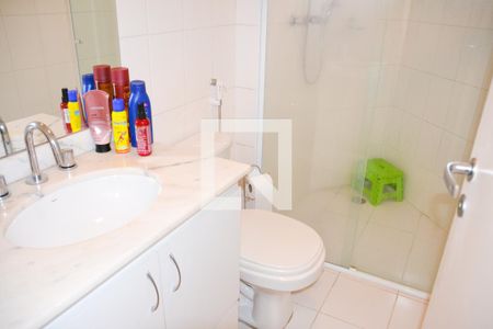 Apartamento à venda com 108m², 3 quartos e 2 vagasBanheiro quarto 1