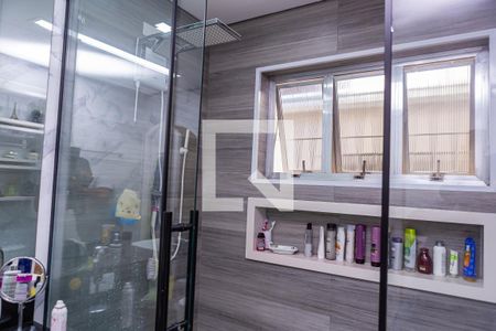 Casa à venda com 240m², 2 quartos e 2 vagas Casa à venda com 240m², 2 quartos e 2 vagasBanheiro