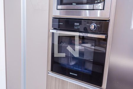 Casa à venda com 240m², 2 quartos e 2 vagas Casa à venda com 240m², 2 quartos e 2 vagasCozinha