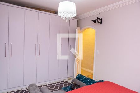 Casa à venda com 240m², 2 quartos e 2 vagas Casa à venda com 240m², 2 quartos e 2 vagasQuarto 1