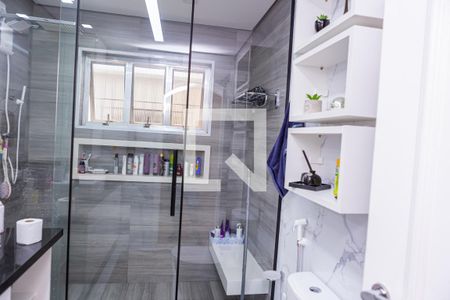 Casa à venda com 240m², 2 quartos e 2 vagas Casa à venda com 240m², 2 quartos e 2 vagasBanheiro