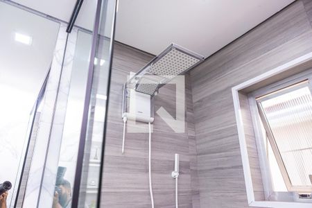 Casa à venda com 240m², 2 quartos e 2 vagas Casa à venda com 240m², 2 quartos e 2 vagasBanheiro