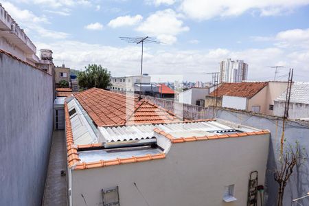 Casa à venda com 240m², 2 quartos e 2 vagas Casa à venda com 240m², 2 quartos e 2 vagasSobrado - Varanda