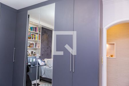 Casa à venda com 240m², 2 quartos e 2 vagas Casa à venda com 240m², 2 quartos e 2 vagasQuarto 1