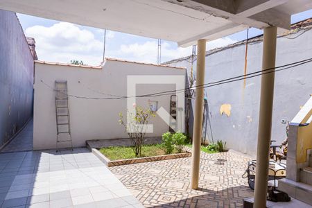 Casa à venda com 240m², 2 quartos e 2 vagas Casa à venda com 240m², 2 quartos e 2 vagasSobrado