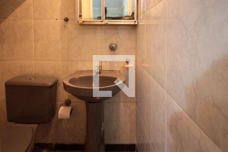 Casa à venda com 230m², 3 quartos e 2 vagas Casa à venda com 230m², 3 quartos e 2 vagasLavabo 02