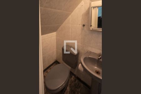 Casa à venda com 230m², 3 quartos e 2 vagas Casa à venda com 230m², 3 quartos e 2 vagasLavabo 02