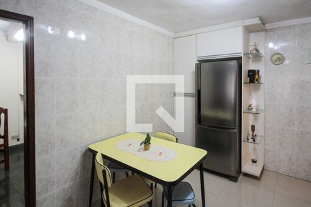 Casa à venda com 230m², 3 quartos e 2 vagas Casa à venda com 230m², 3 quartos e 2 vagasCozinha