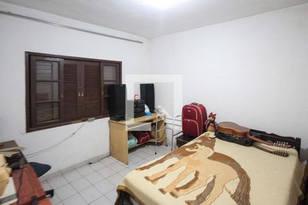 Casa à venda com 230m², 3 quartos e 2 vagas Casa à venda com 230m², 3 quartos e 2 vagasQuarto casa 02