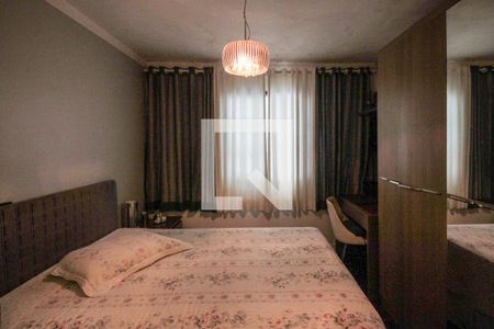 Casa à venda com 230m², 3 quartos e 2 vagas Casa à venda com 230m², 3 quartos e 2 vagasQuarto 02